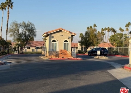 43376 Cook Street - Photo 1