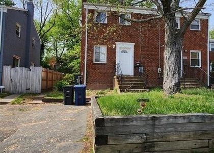27 Hudson Street - Photo 1