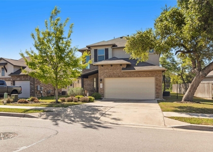 208 Callahan Ln - Photo 1