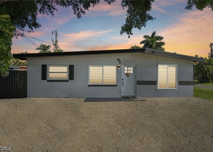 92 Oak Street - Photo 1