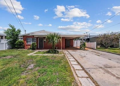 2709 W Abdella Street - Photo 1