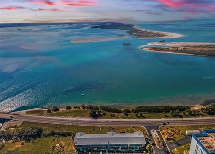 2 Causeway Boulevard - Photo 1