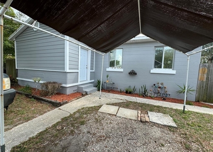 3114 58th Avenue N - Photo 1