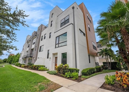 2511 N Grady Avenue - Photo 1