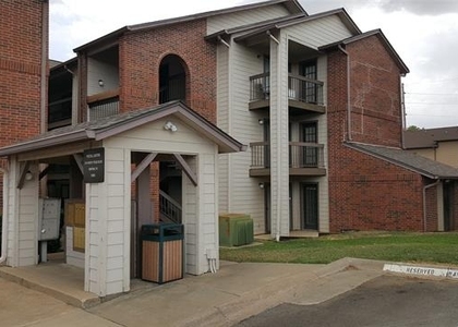 218 N Texas Boulevard - Photo 1