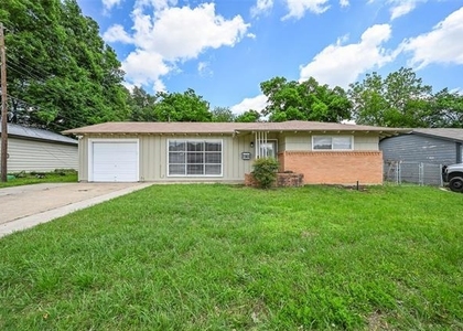 1905 S Cooper Street - Photo 1