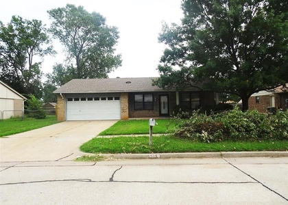 616 N Ramblin Oaks Drive - Photo 1