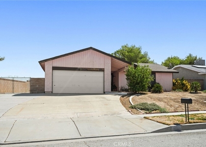 39144 Whiteash Drive - Photo 1