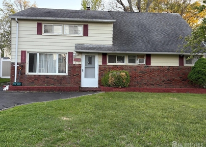 1087 E Woodruff Street - Photo 1