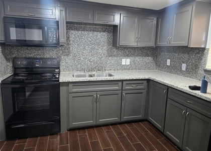1501 Asbury - Photo 1