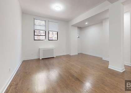 25 West 68th Street Apartment  - Photo 1