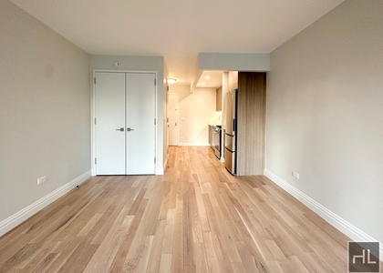 West 48 Street - Photo 1