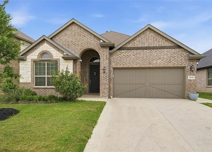 1012 Kensington Way - Photo 1