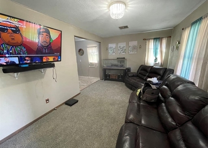 3128 Sw 27th Street - Photo 1