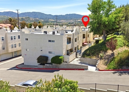 18209 Sierra Highway - Photo 1