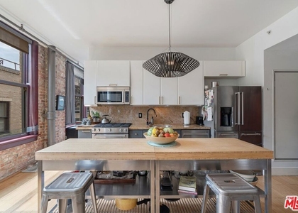 460 S Spring Street - Photo 1