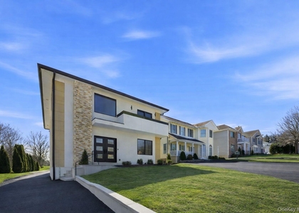31 Gedney Way - Photo 1