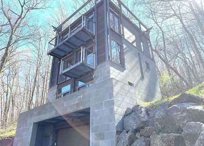 428 Harbor Road - Photo 1