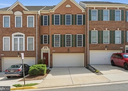 8439 Kirby Lionsdale Drive - Photo 1