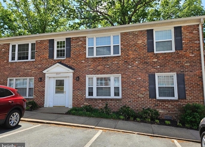 2417 Barracks - Photo 1