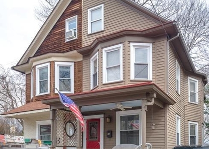 3 Lee Avenue - Photo 1