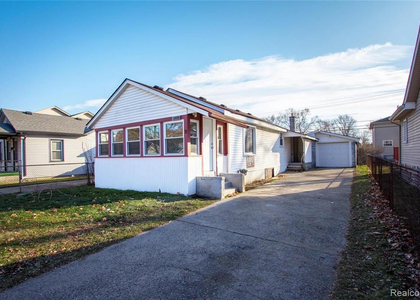 1308 E Milton - Photo 1