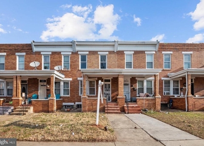 2828 Lake Avenue - Photo 1