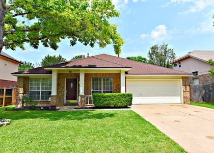 3924 Newland Dr - Photo 1