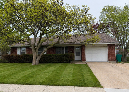 713 Essex Avenue - Photo 1