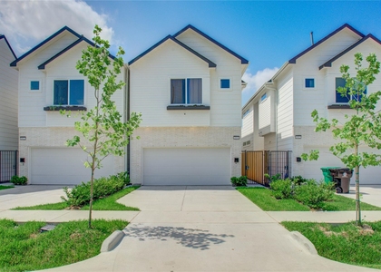 4914 Noble Street - Photo 1