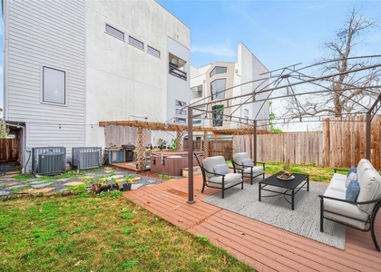 4608 Nett Street - Photo 1