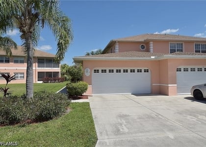 19949 Lake Vista Circle - Photo 1