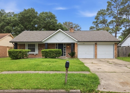 5111 Crystal Bay Drive - Photo 1