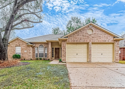 1524 Robin Avenue - Photo 1