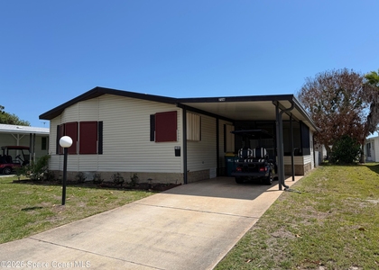 706 Hyacinth Circle - Photo 1
