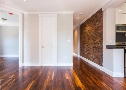 Lexington Ave. - Photo 1