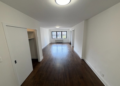 East 88th Street - Photo 1