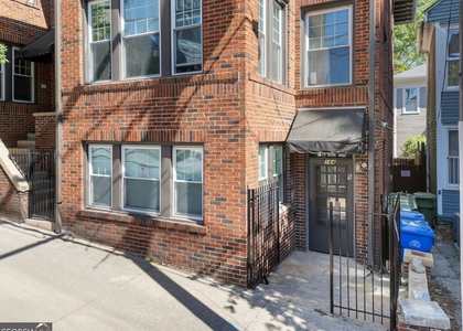 164 4th Street Ne - Photo 1