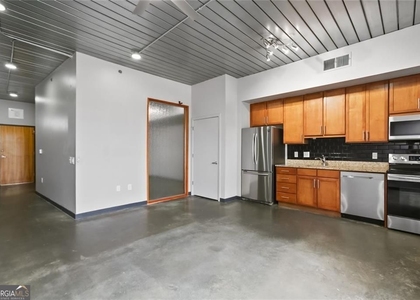 620 Glen Iris Drive Ne - Photo 1