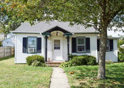 53 Steiner Avenue - Photo 1