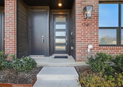 1741 W Cantey Street - Photo 1
