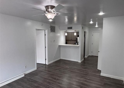 4300 Congress Avenue - Photo 1