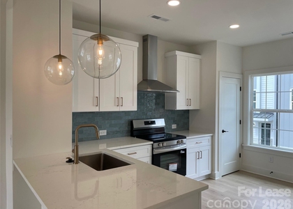 3011 Casting Street - Photo 1