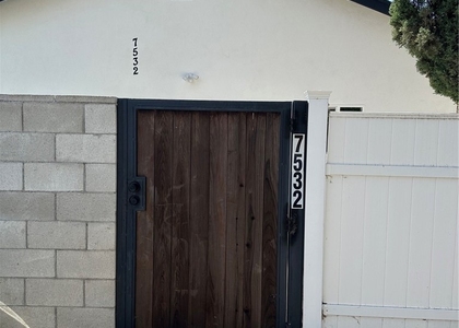 7532 Sausalito - Photo 1
