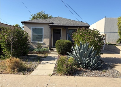 611 W Walnut - Photo 1