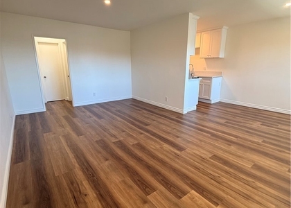 1651 Golden Gate - Photo 1