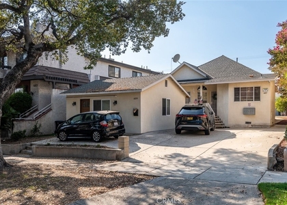 607 E Olive - Photo 1
