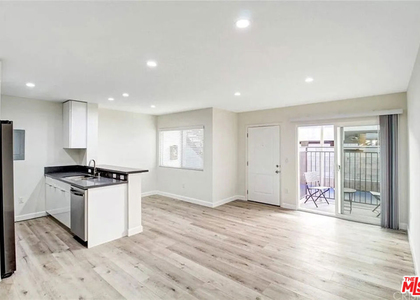 5529 Bonner Avenue - Photo 1