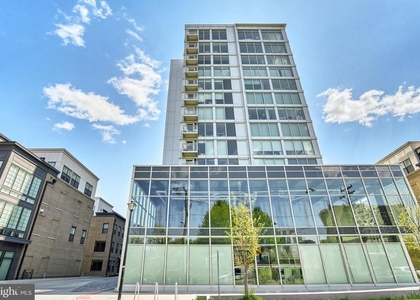 925 N Fairfax Street - Photo 1