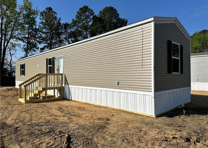 3525 E. Elizabethtown Rd - Photo 1